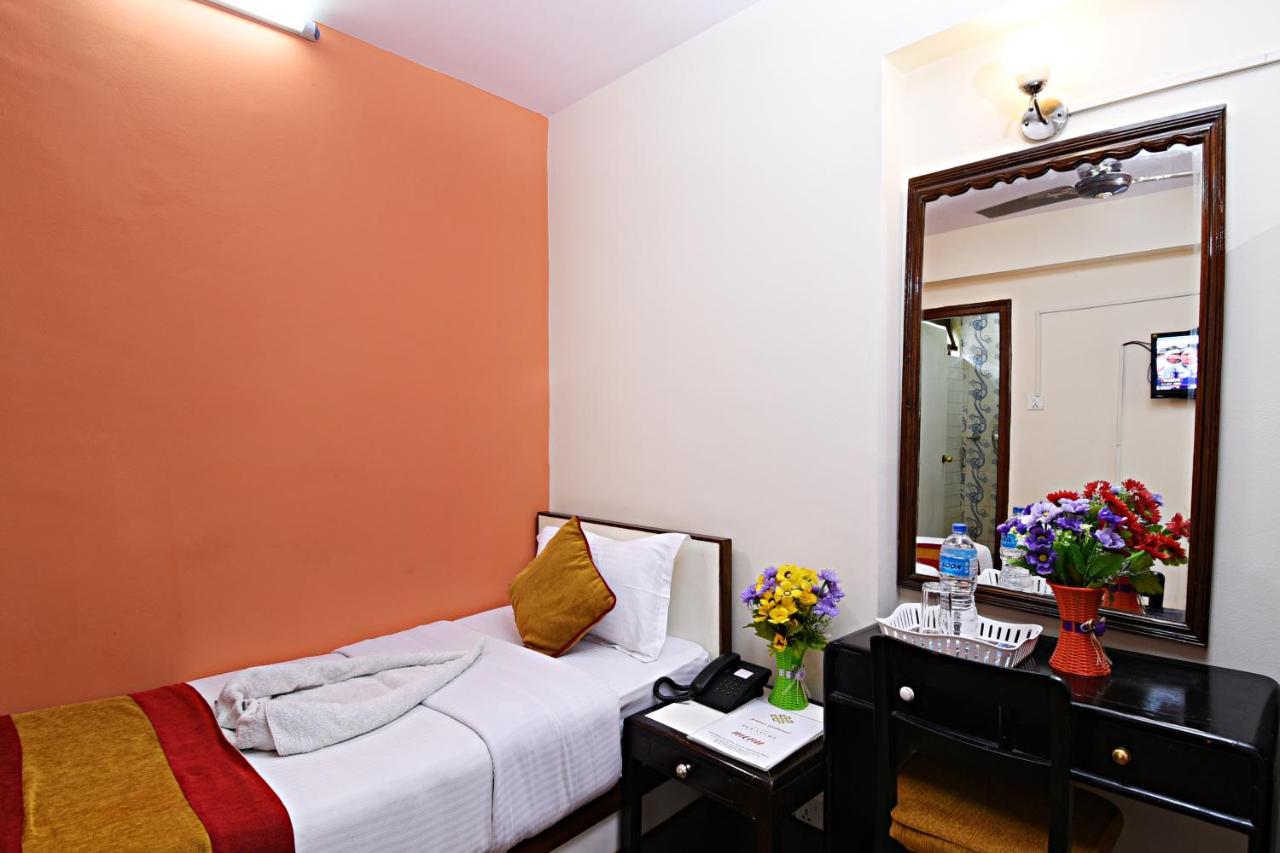 Hotel Pleasure Home Katmandu Zewnętrze zdjęcie