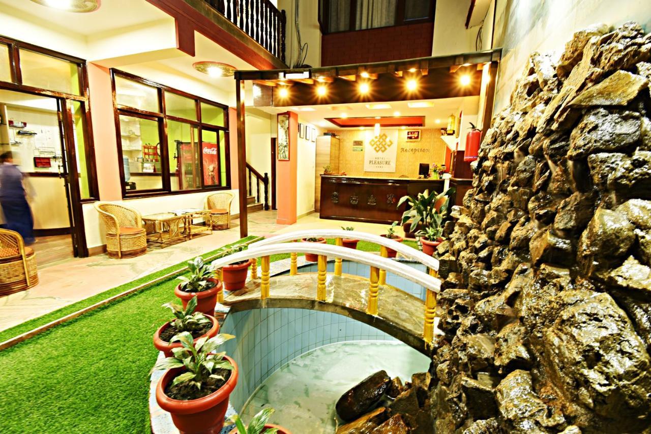 Hotel Pleasure Home Katmandu Zewnętrze zdjęcie