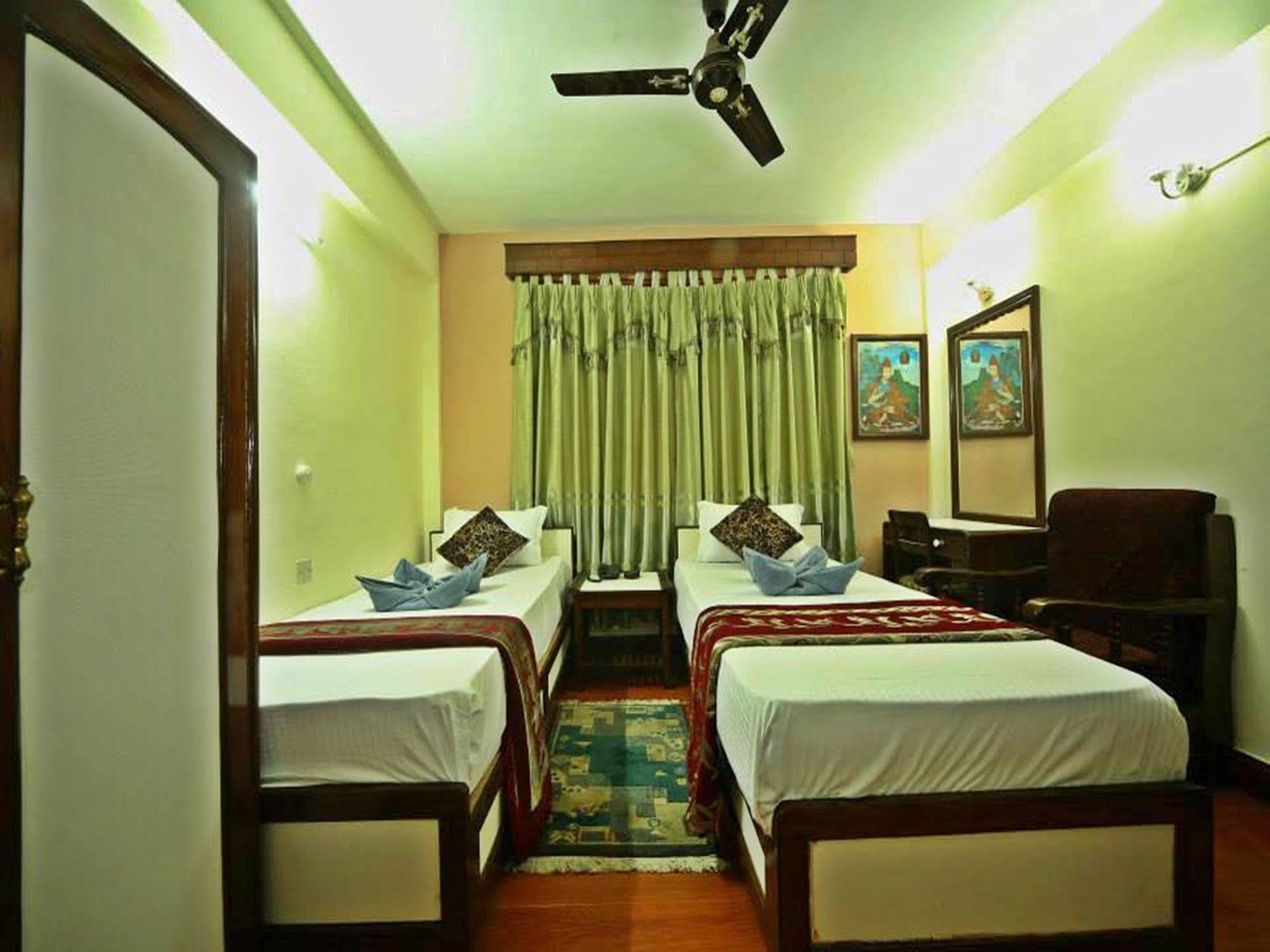 Hotel Pleasure Home Katmandu Zewnętrze zdjęcie