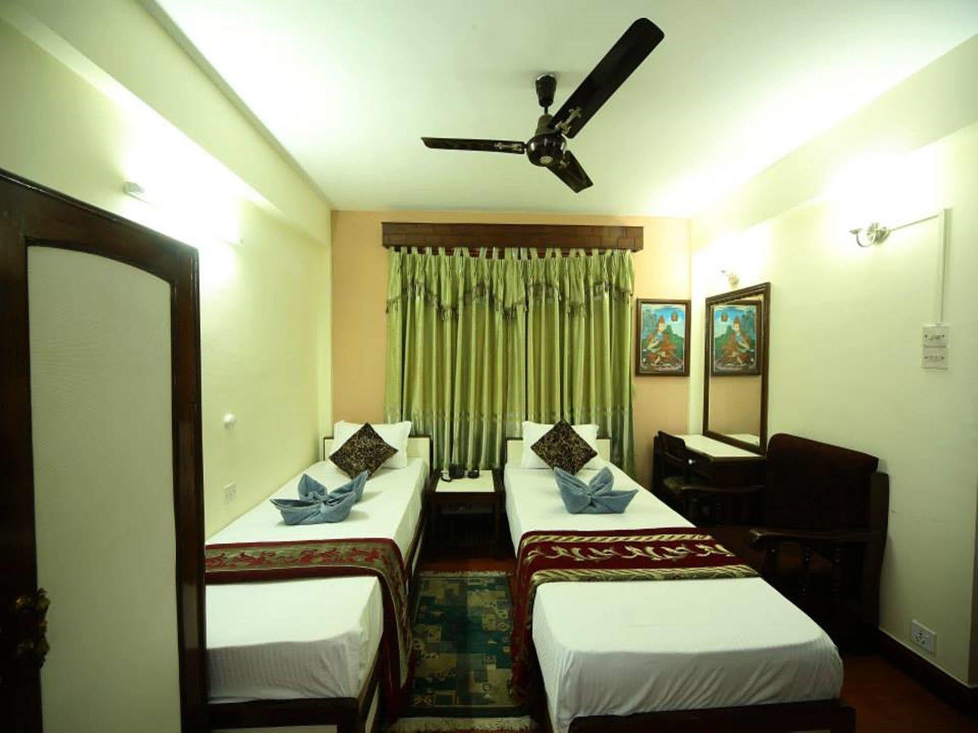 Hotel Pleasure Home Katmandu Zewnętrze zdjęcie