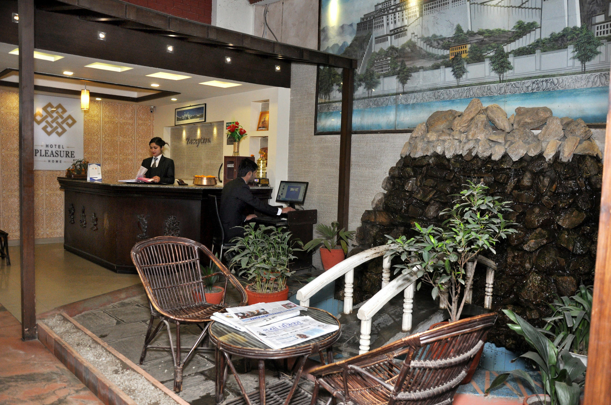 Hotel Pleasure Home Katmandu Zewnętrze zdjęcie